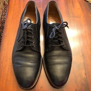 Men’s dress shoes